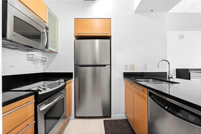 Photo - 950 Brickell Bay Dr Unit 501