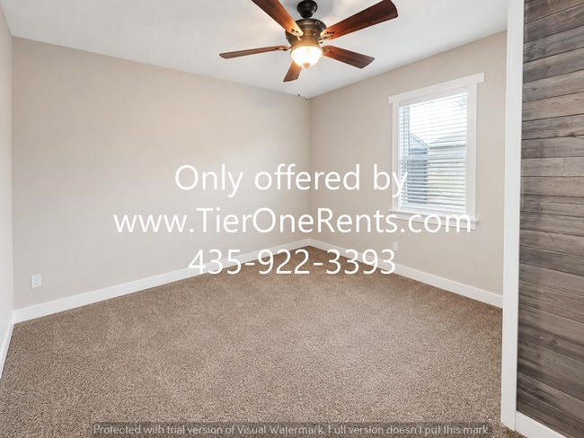 Photo - This property offers a NO DEPOSIT option available for qualified renters!