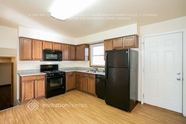 Photo - 1035 Iowa St