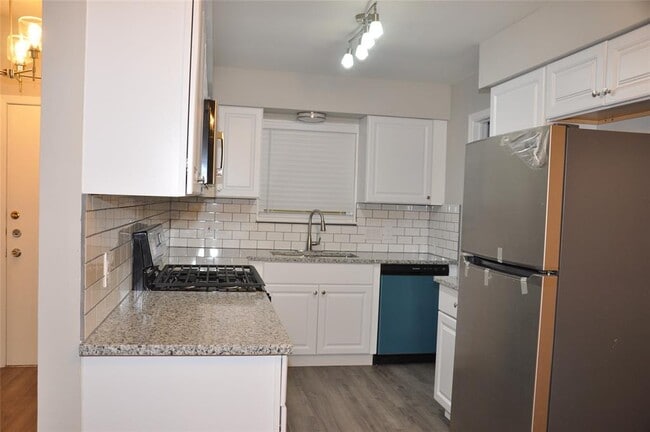 Photo - 11802 Argonne Forest Trail