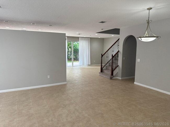 Photo - 9070 Dupont Pl