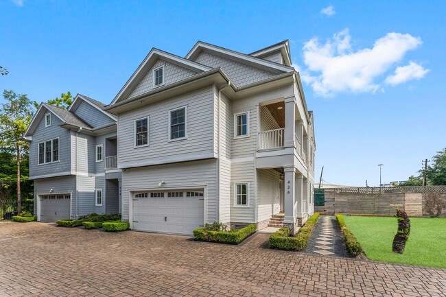 Photo - 426 Marshall St