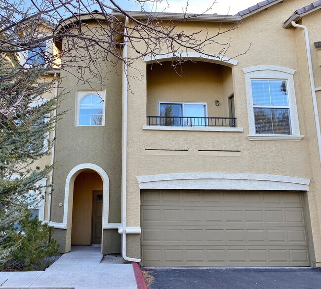 Building Photo - 9050 Double R Blvd