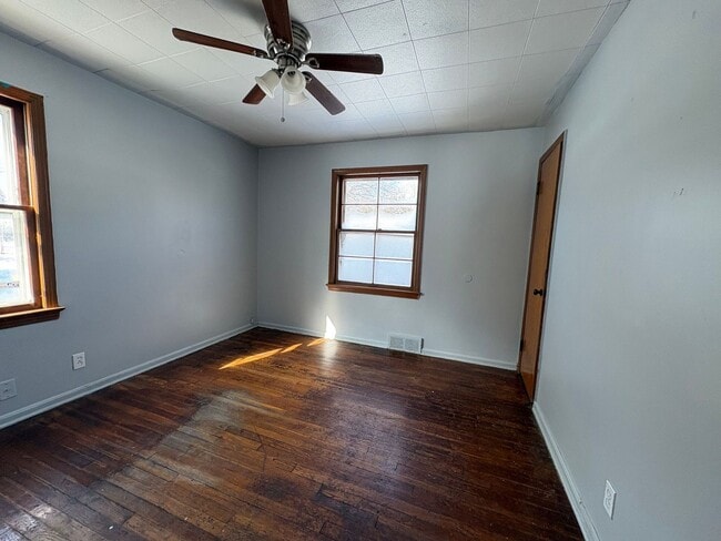 Building Photo - 16914 Maple Heights Blvd