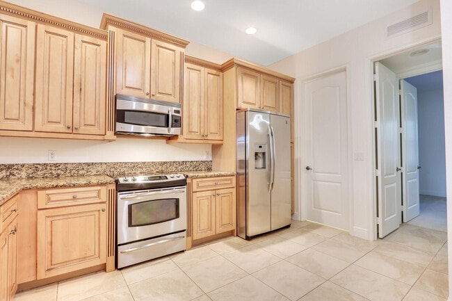 Photo - 4505 Artesa Way S