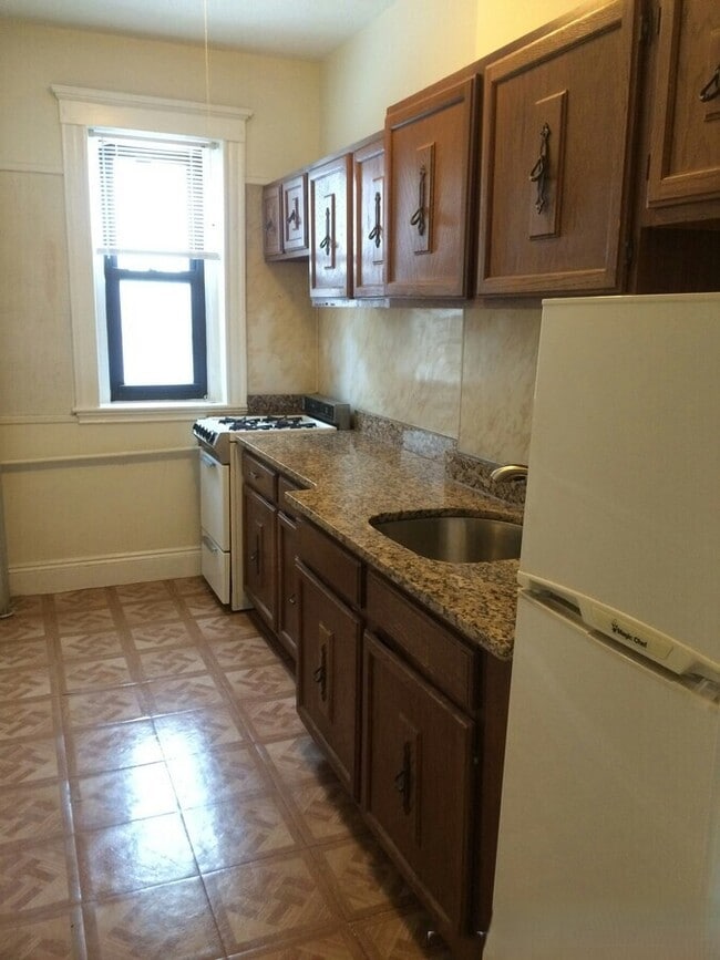 Photo - 19 Washington St S Unit 304