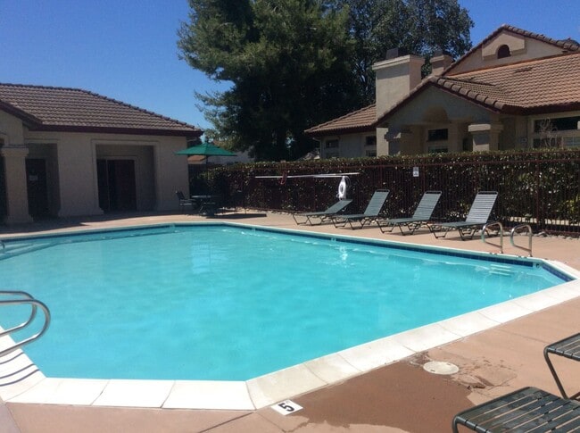 Photo - UPGRADED TOWNHOUSE: Modern Comforts & Stylish Living - 2 Car Garage