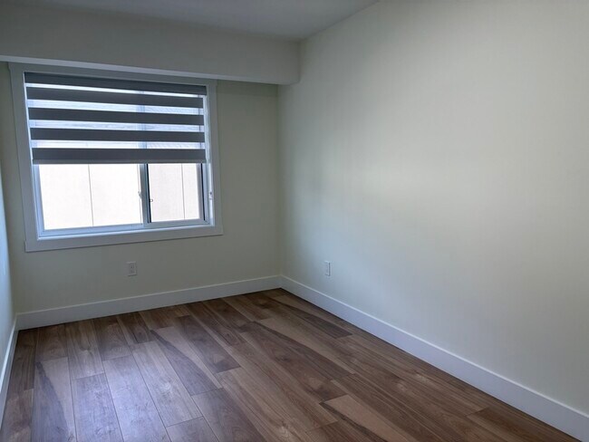 Photo - 500 Fleming Rd