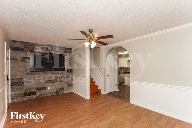 105 Tanner Dr