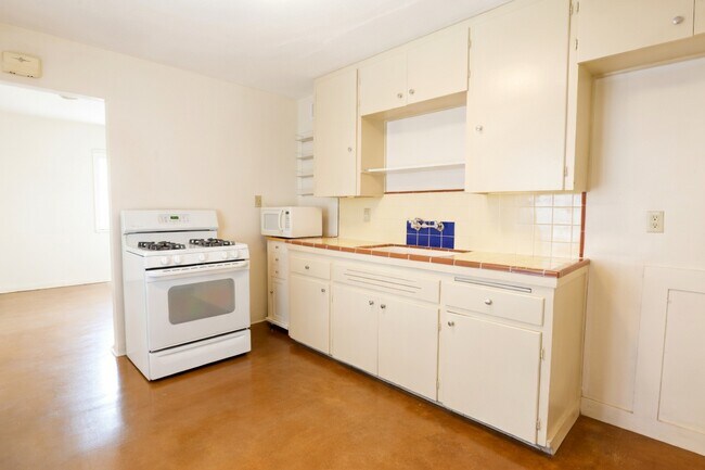 Photo - 2632 N Wilson Ave