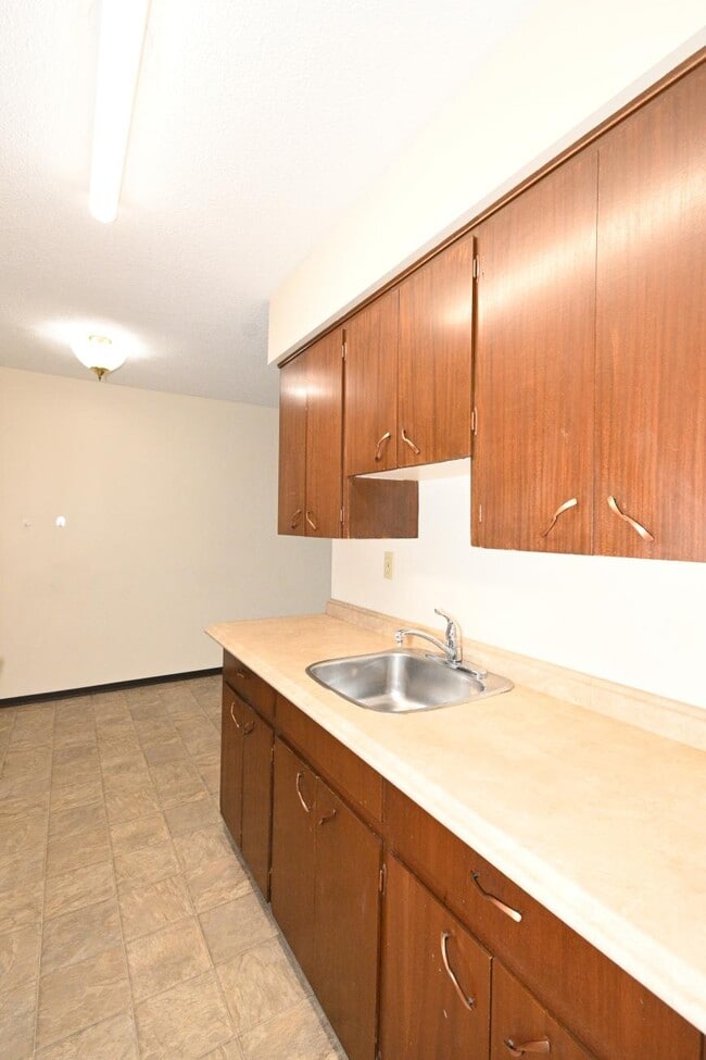 Photo - 1 bedroom in Prince George BC V2M 3A2