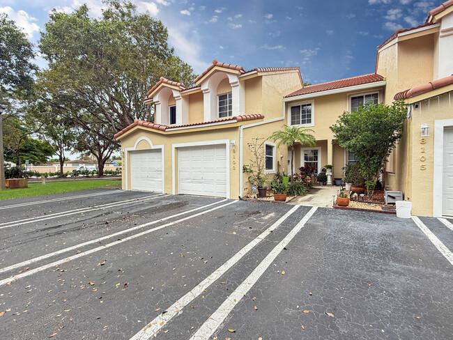 Photo - 8103 Southgate Blvd Townhome