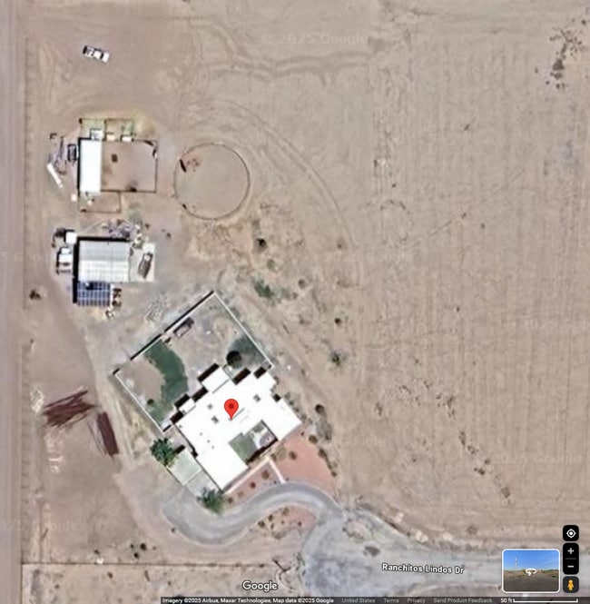 Building Photo - Stunner in La Mesa, Bring your animals