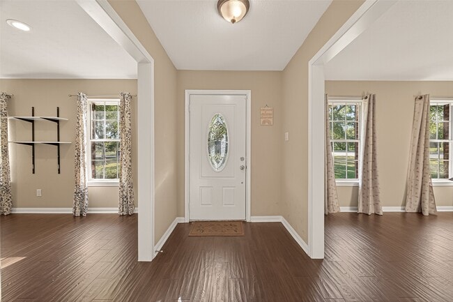 Photo - 101 Royal Ct