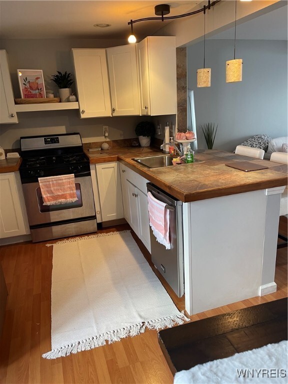 Photo - 4890 Lake Shore Rd