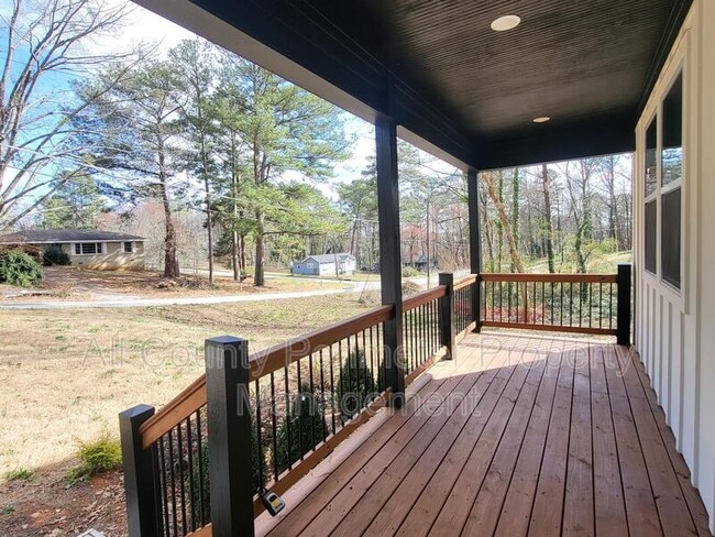 Photo - 4401 Sims Rd