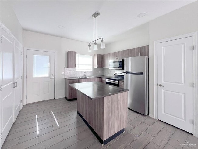 Photo - 21 W Cortlandt St Unidad 2