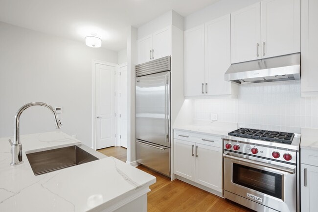 Photo - 3 Somerset Ln Unit 608