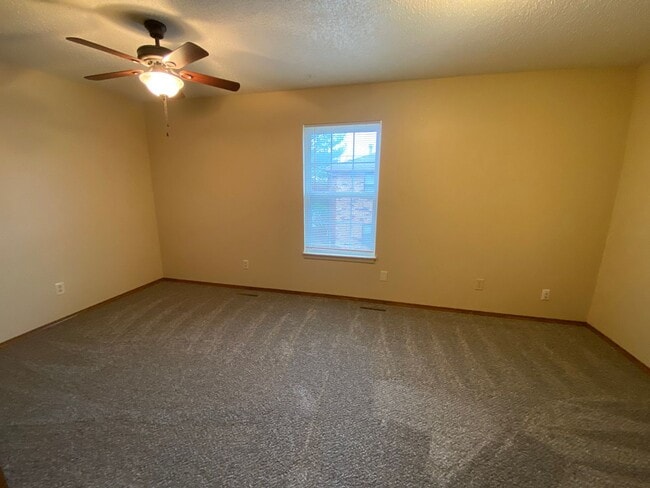 Photo - 2 bedroom 1.5 bath Townhome in a great loc...