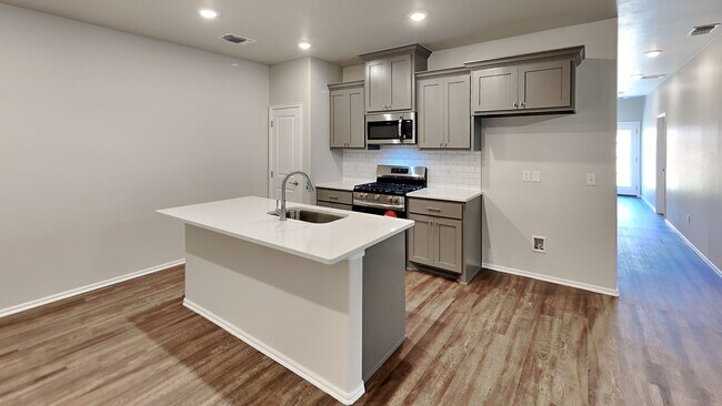 Photo - Luxury 3 Bedroom 2 Bathroom Duplex in Piedmont Schools (Neighborhood Park and Basketball Court)-L...