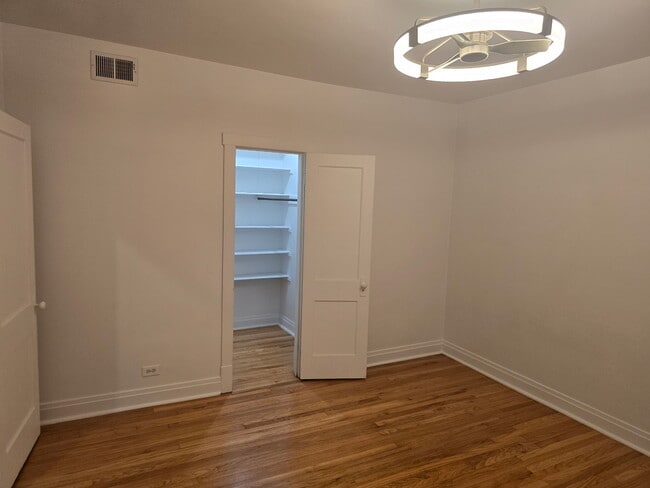 Photo - 2896 S Archer Ave Unit 202