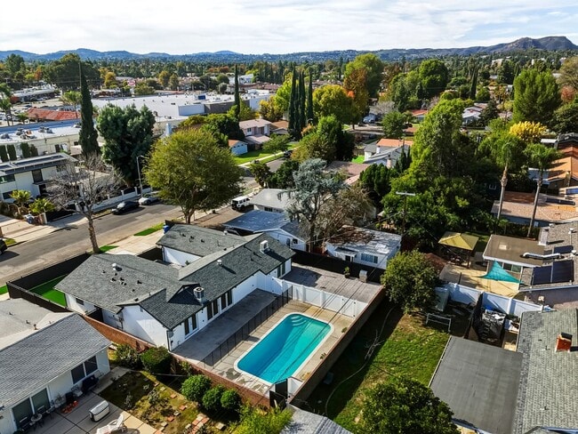 Photo - Newly Rebuilt Luxury 3 Bed Home with Pool, Designer Kitchen, Huge Courtyard, Near Topanga Mall