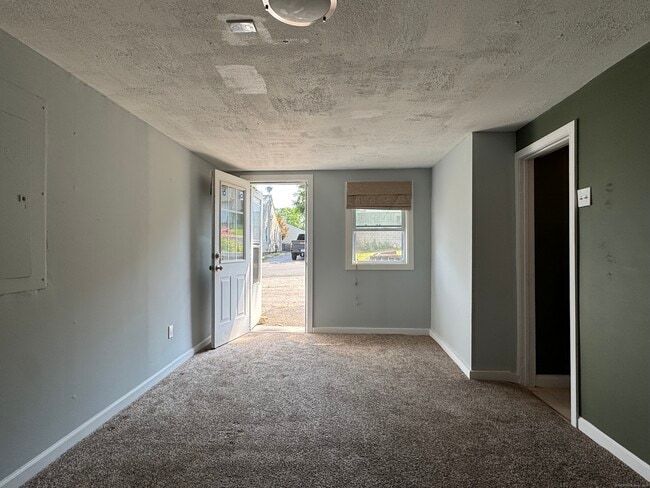 Photo - 118 Pullen Ave