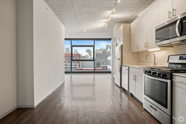 Building Photo - 601 S Clark St Rental