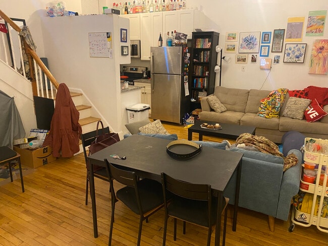 Photo - 168 Northampton St