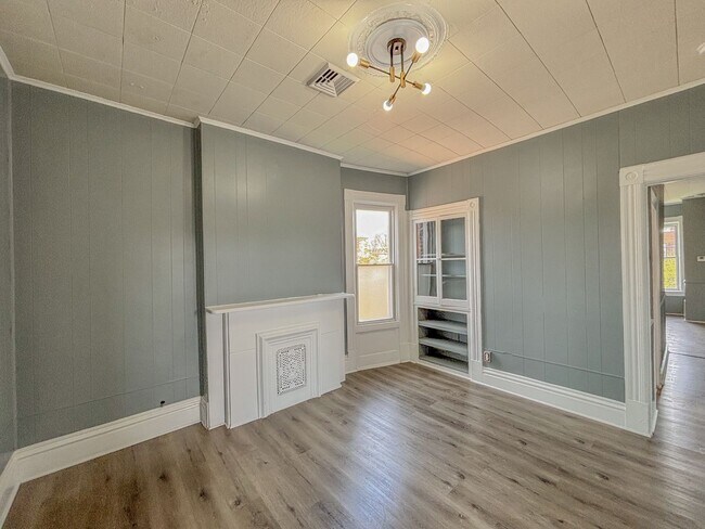 Photo - 204 1st St Unit Apt 3