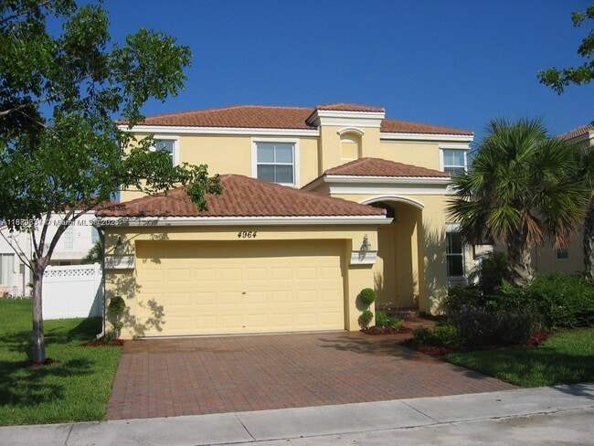 Building Photo - 4964 SW 161st Ave Rental