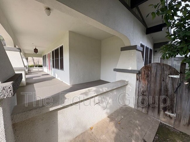 Photo - 1410 W Main St