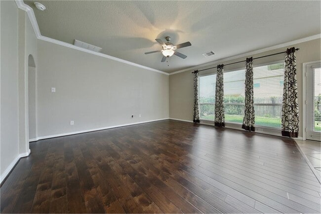 Photo - 139 Sweet Leaf Grove Ln