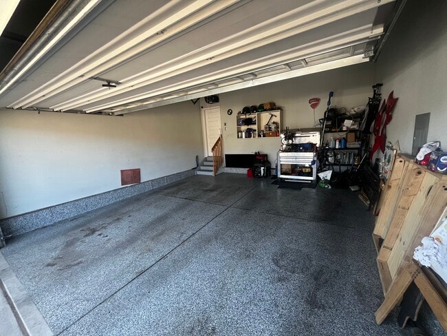 Photo - 1350 Alveston St