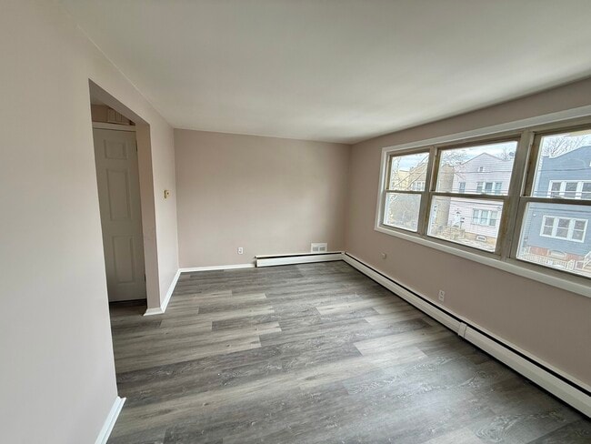 Photo - 271 Lexington Ave Unit 2