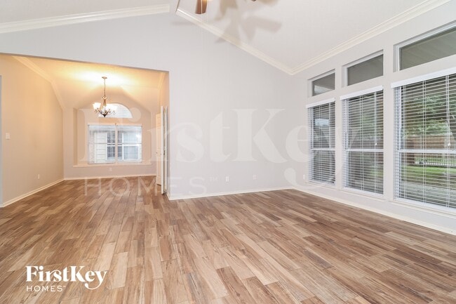 Photo - 2210 Stillwater Dr