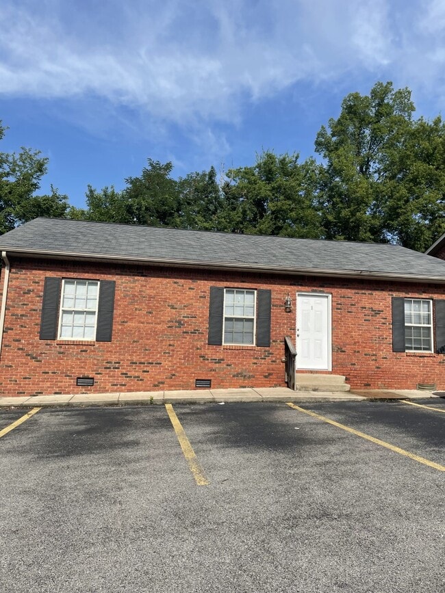 Building Photo - 1780 N Dixie Ave Unit D2