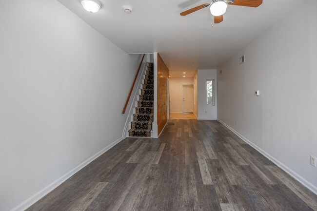 Photo - 17 E Ashmead St