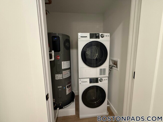 Photo - 199 Gardner St Unidad 407