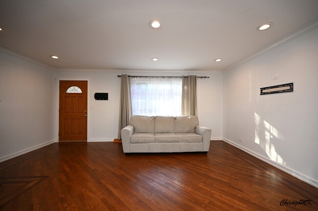 Photo - 429 E Lincoln St