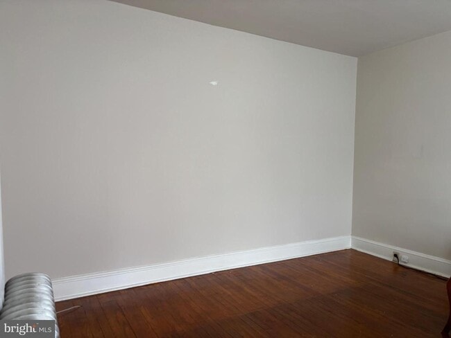 Photo - 132 Plant Ave