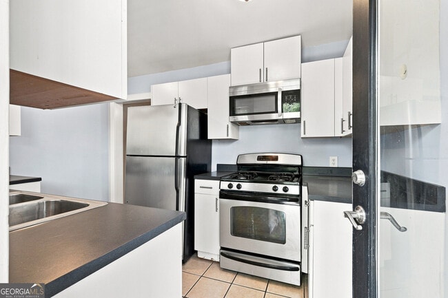 Photo - 1466 E Rock Springs Rd NE