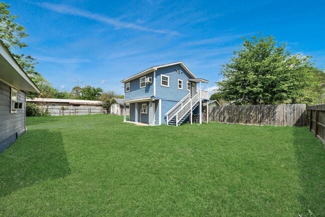 Photo - 7919 Brays St Unit D