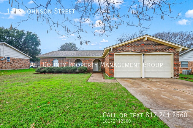 Photo - 1116 Johnson St Casa
