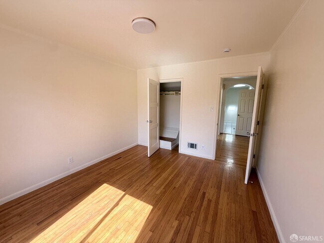 Photo - 2186 12th Ave