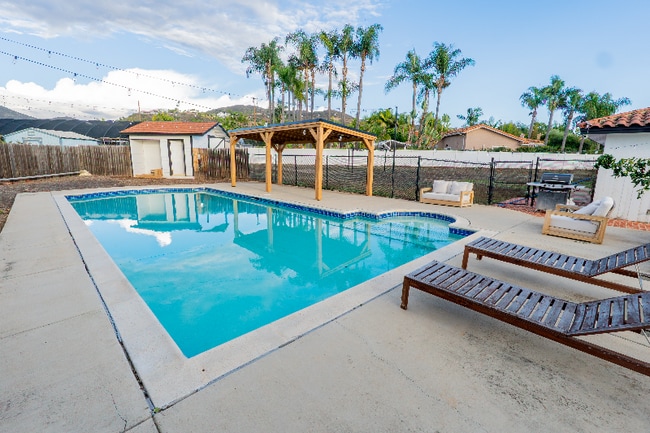 Photo - 2012 Troy Pl