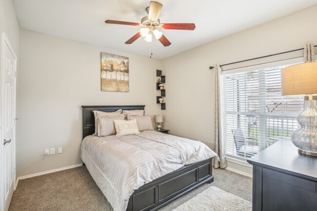 Stone Canyon Apartment Homes