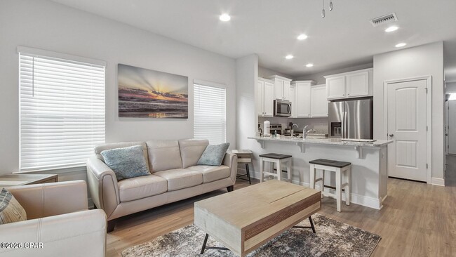 Photo - 7672 Shadow Lake Dr