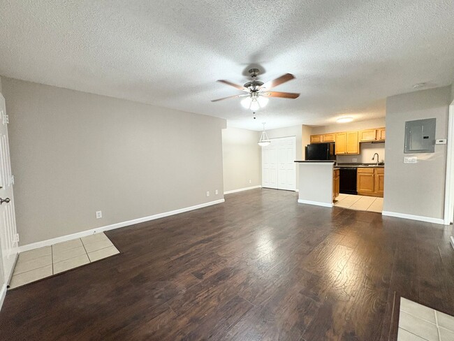 Photo - Beautiful 1/1 Condo in Altamonte Springs ~ Gated Lakefront Community! Unit 202