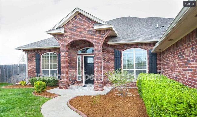 Photo - 19136 Cottonwood Ct House
